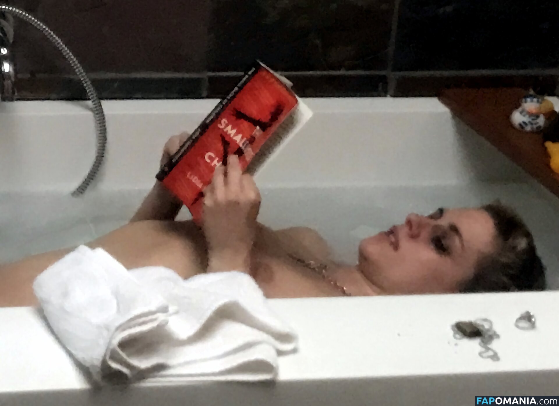 Kristen Stewart Desnudo Foto filtrada #435