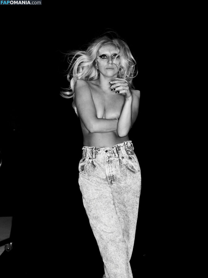 Lady Gaga Desnudo Foto filtrada #542