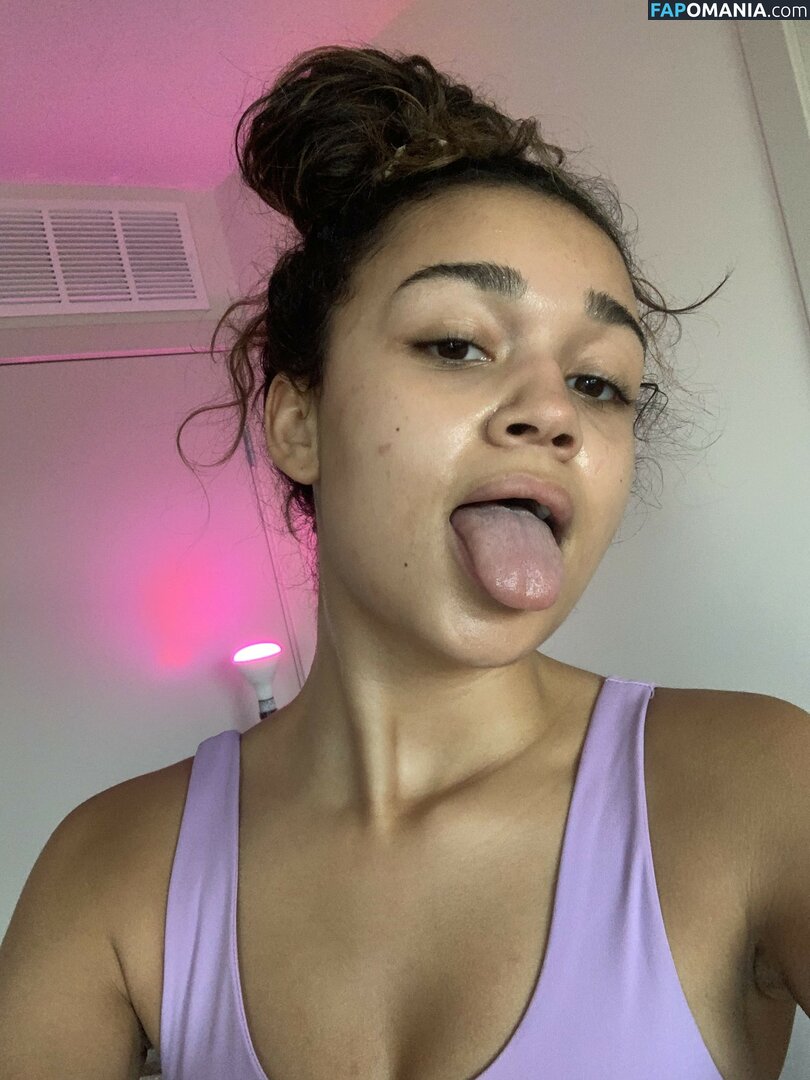 Madison Bailey Desnudo Foto filtrada #24