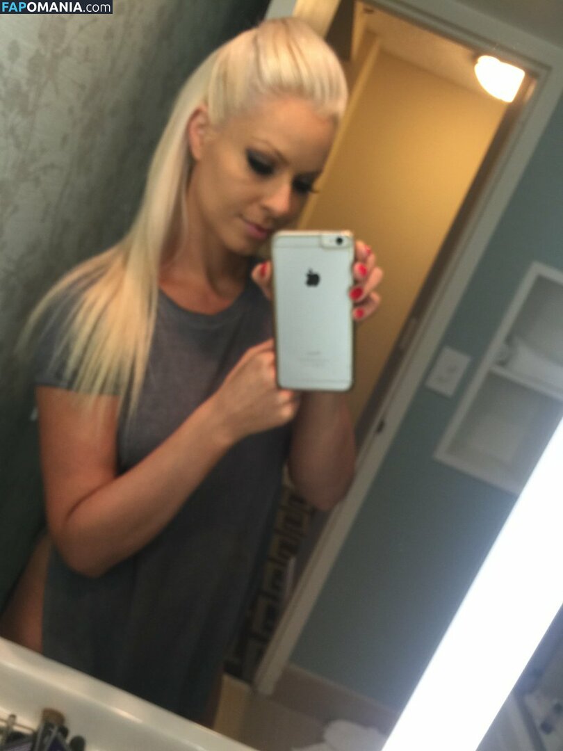 Maryse Mizanin Desnudo Foto filtrada #1