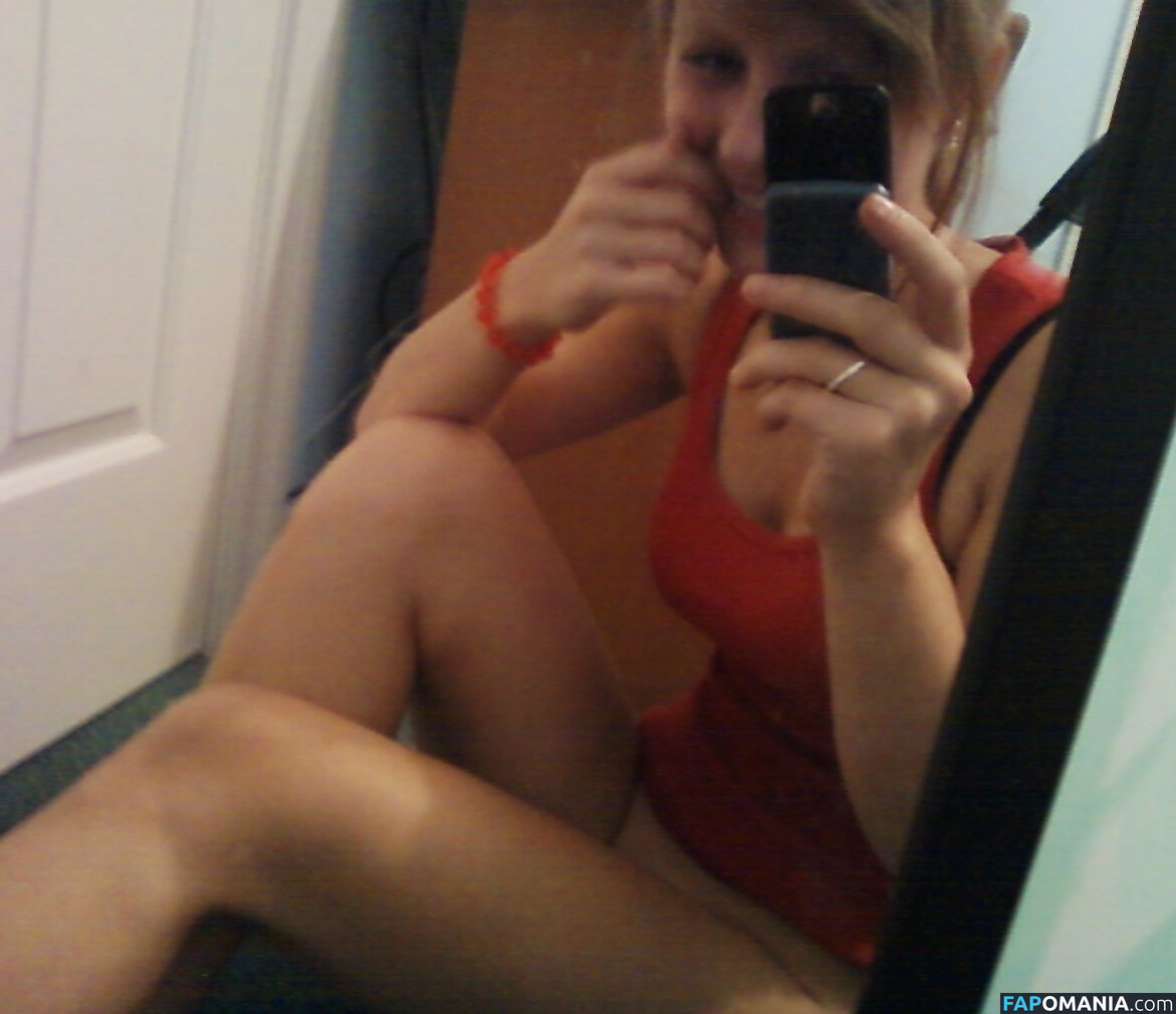 Melanie Laurent Desnudo Foto filtrada #2