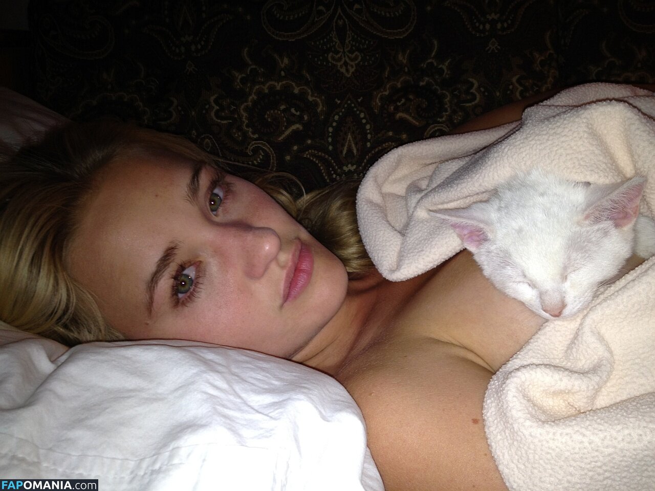 Michalka Sisters Desnudo Foto filtrada #47