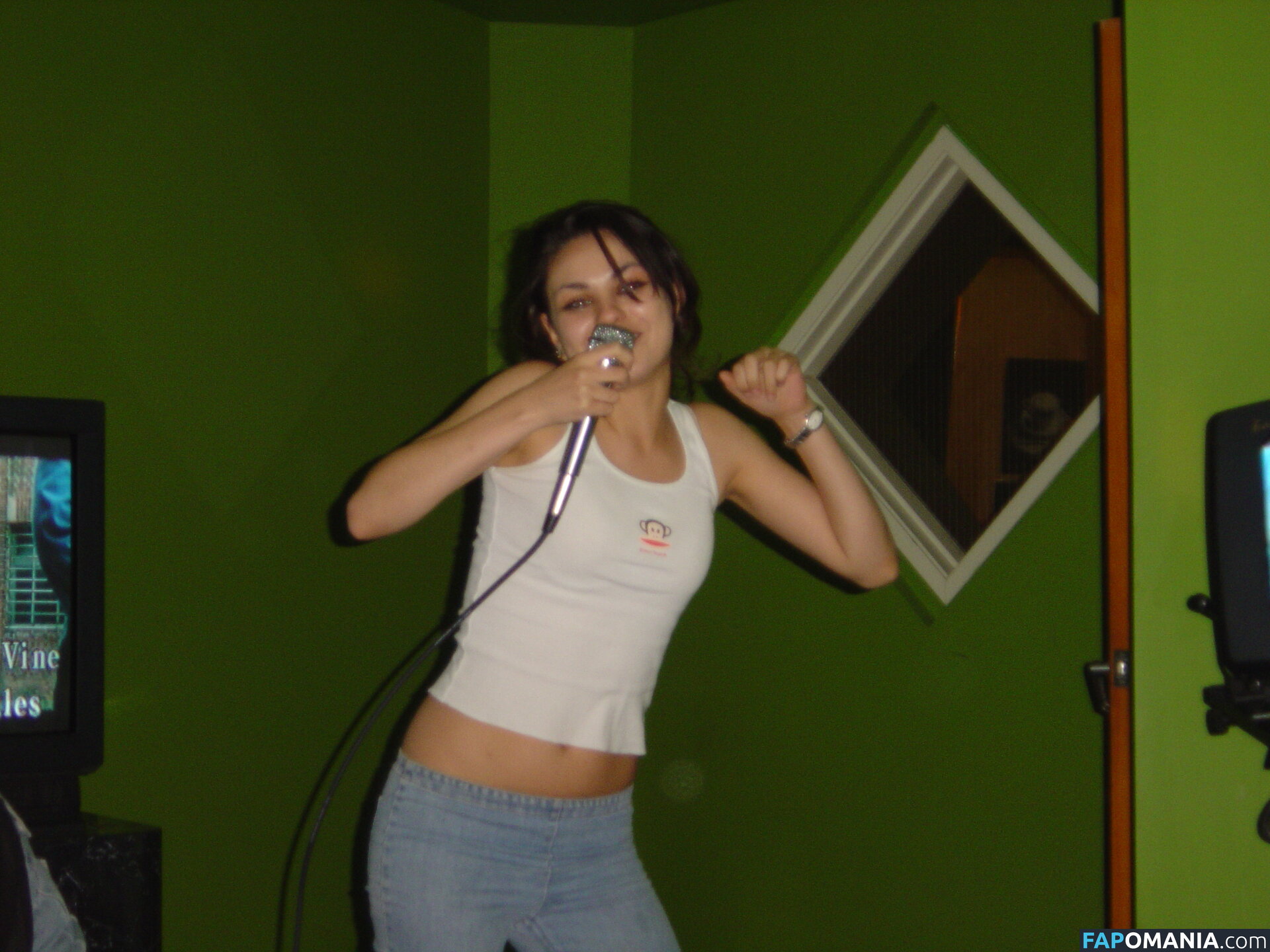 Mila Kunis Desnudo Foto filtrada #6