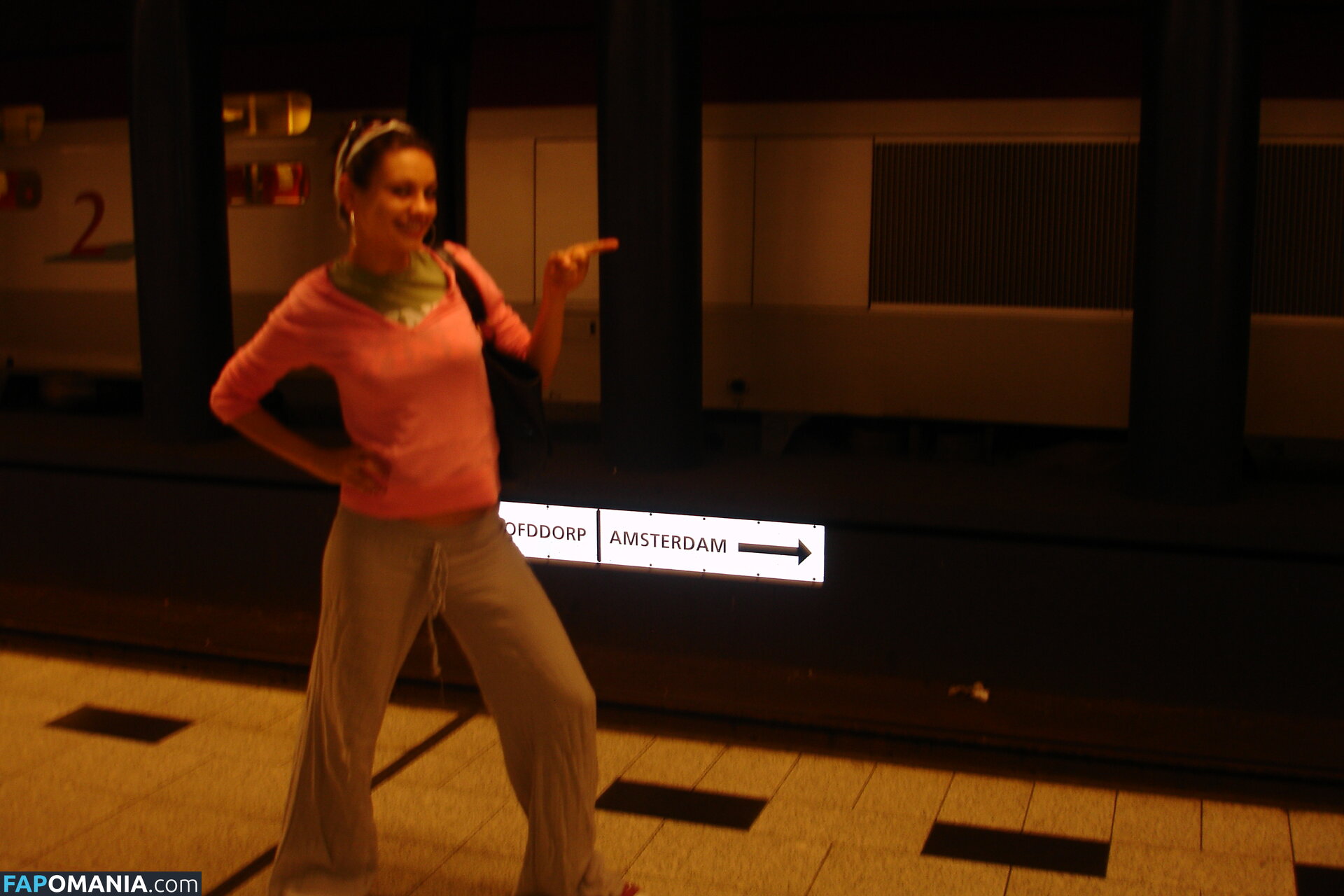 Mila Kunis Desnudo Foto filtrada #26