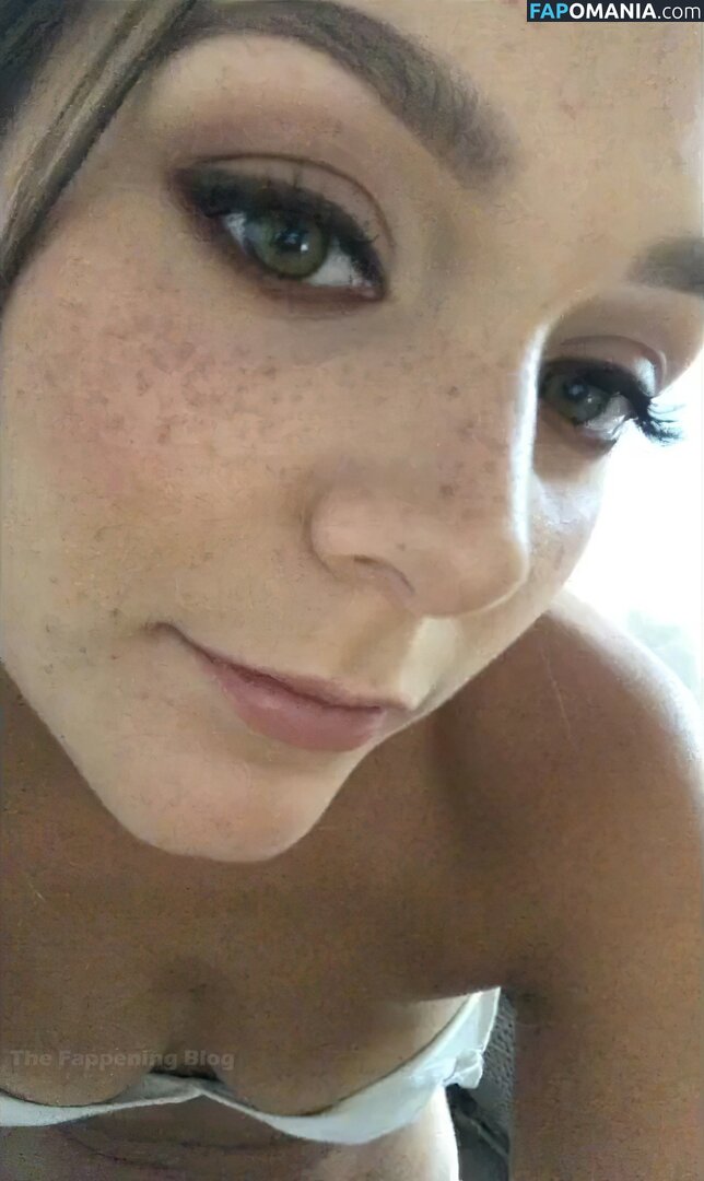 Nadine Mulkerrin Desnudo Foto filtrada #15