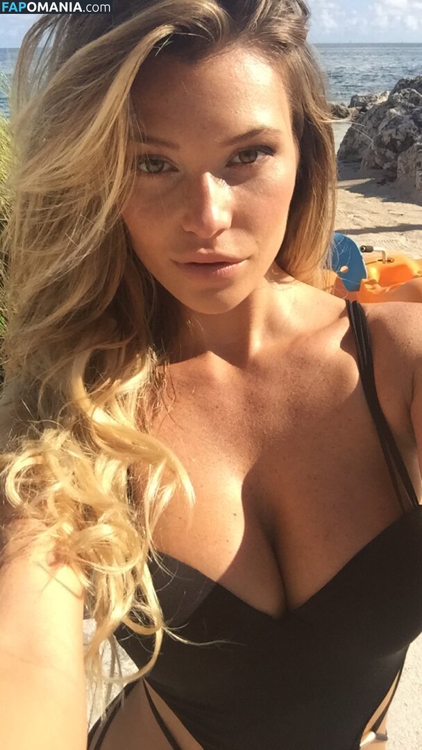 Samantha Hoopes Desnudo Foto filtrada #74