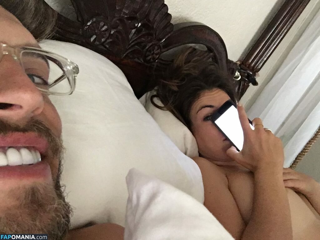 Serinda Swan Desnudo Foto filtrada #286