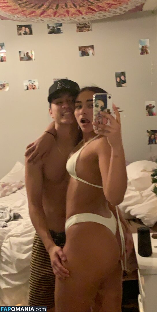 Sienna Mae Gomez / sienna_mae / siennamaegomez Desnudo OnlyFans  Foto filtrada #380