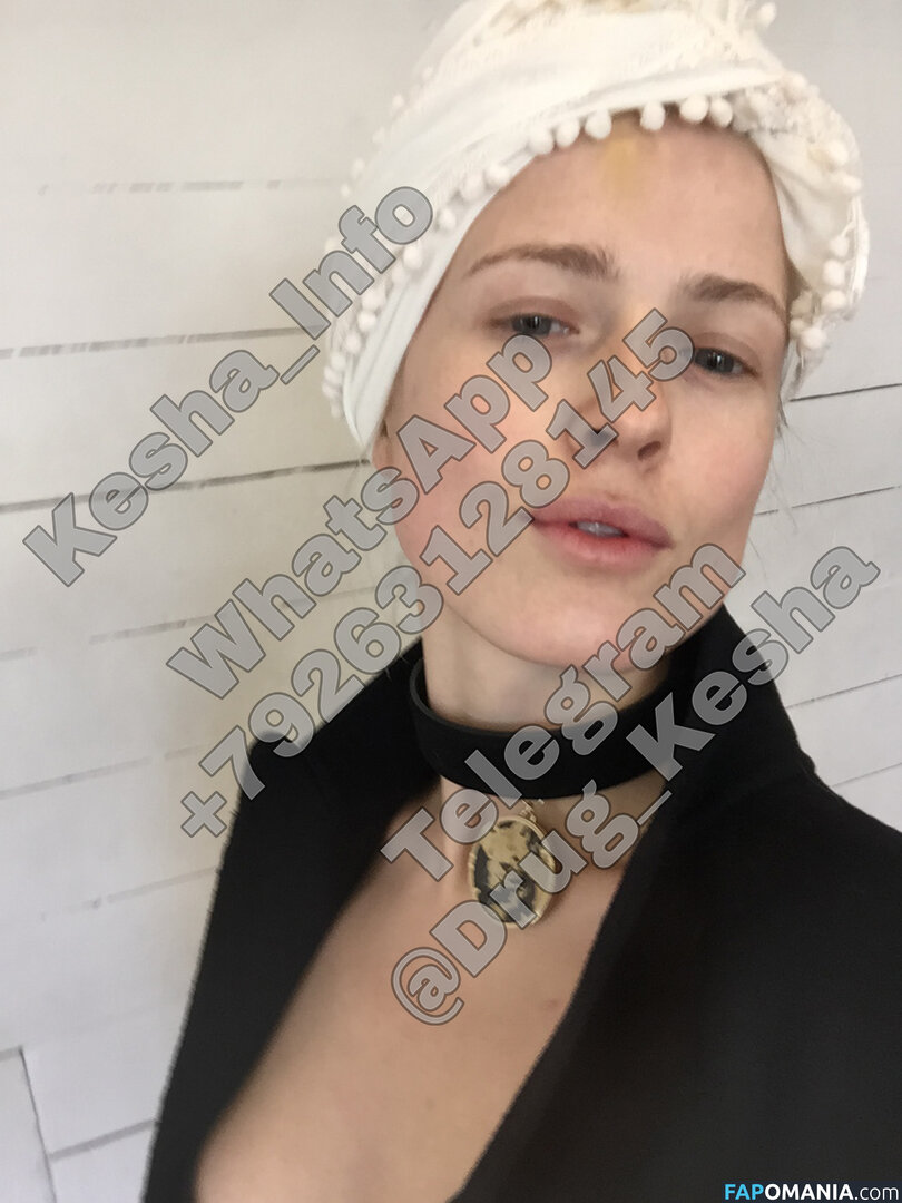 Sofya Ernst Aka Sonya Zaika Desnudo Foto filtrada #83