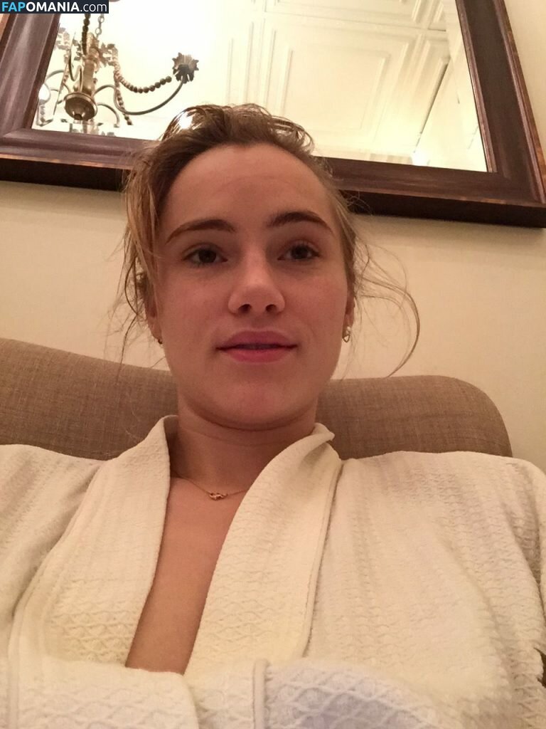 Suki Waterhouse Desnudo Foto filtrada #1