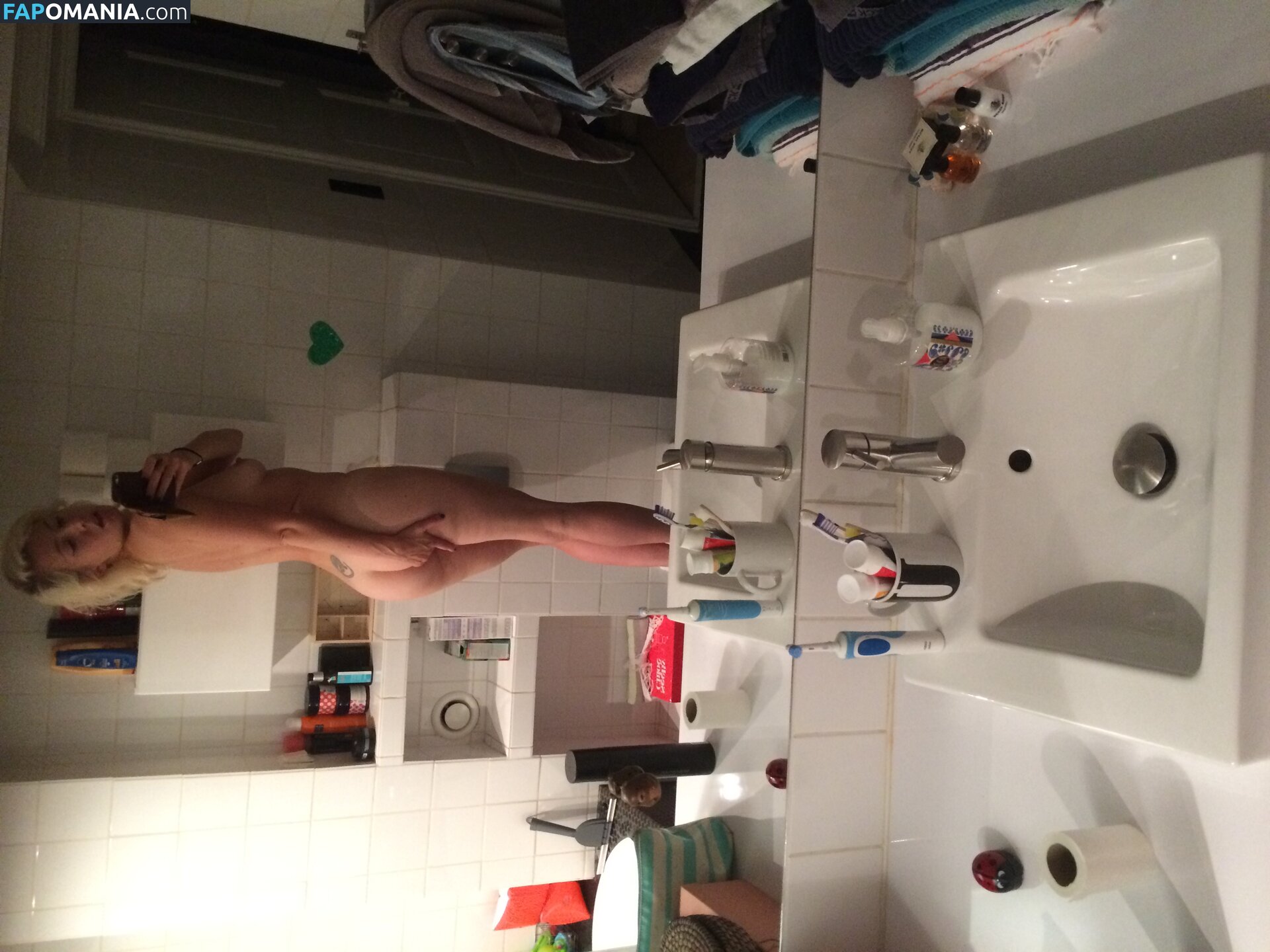 Veronica Maggio Desnudo Foto filtrada #9