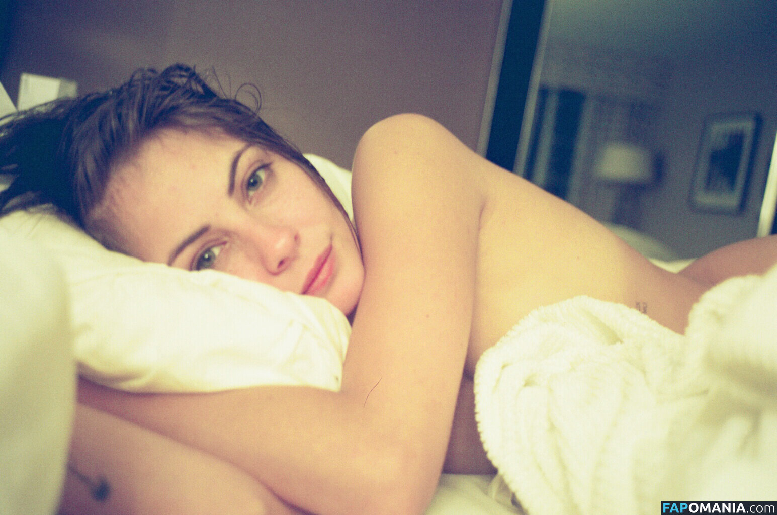 Willa Holland Desnudo Foto filtrada #27
