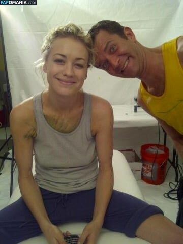 Yvonne Strahovski Desnudo Foto filtrada #27