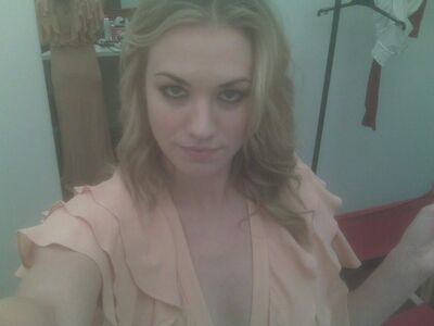 Yvonne Strahovski