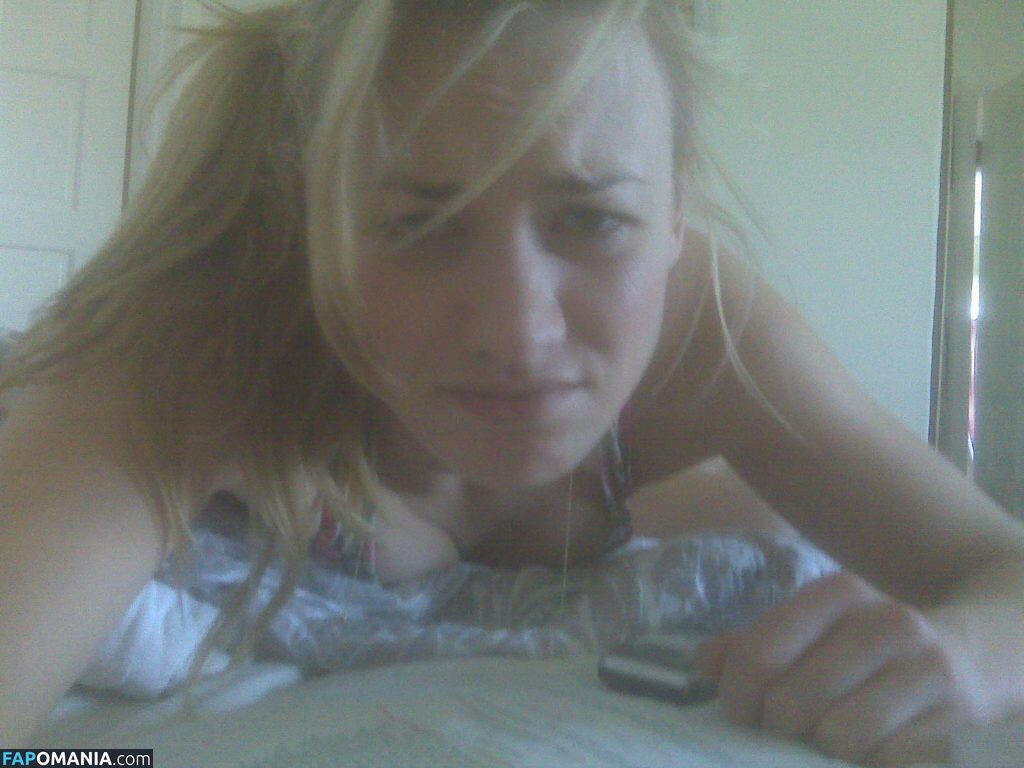 Yvonne Strahovski Desnudo Foto filtrada #37