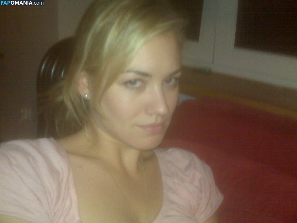 Yvonne Strahovski Desnudo Foto filtrada #38