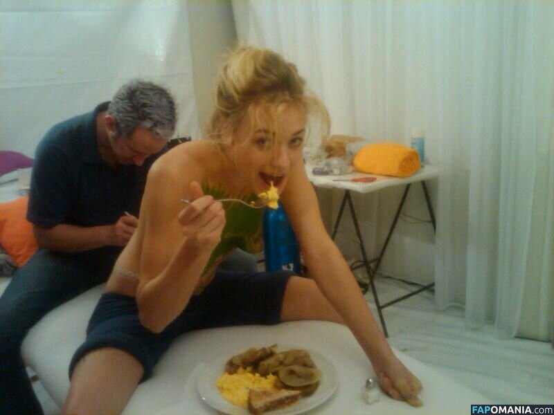 Yvonne Strahovski Desnudo Foto filtrada #54