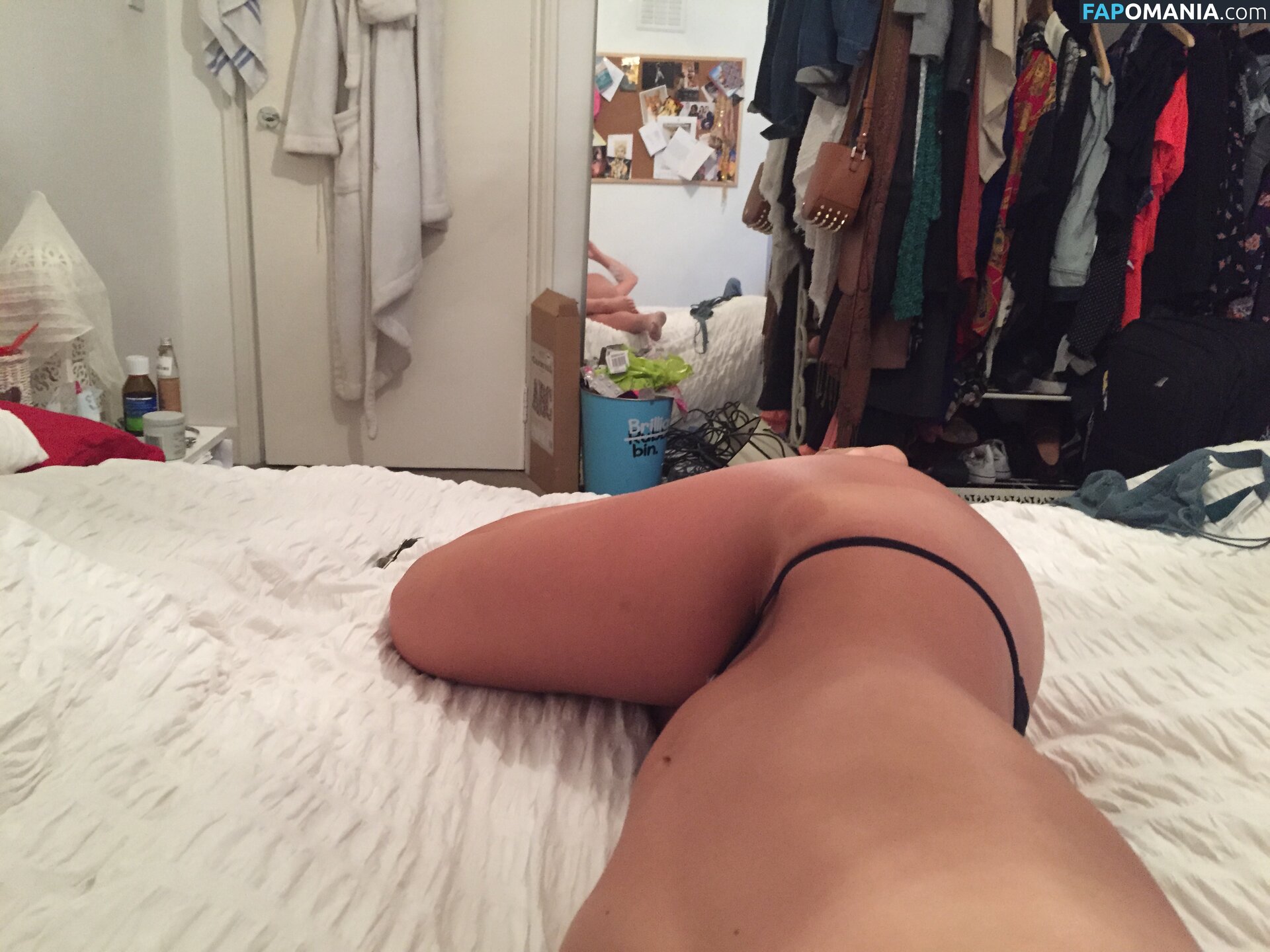 Zizi Strallen Desnudo Foto filtrada #24