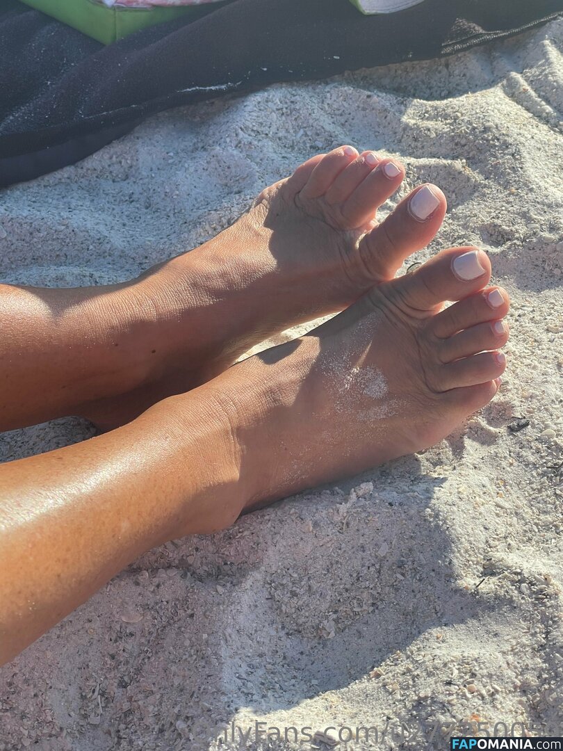 abbyrosesexyfeet Desnudo OnlyFans  Foto filtrada #4