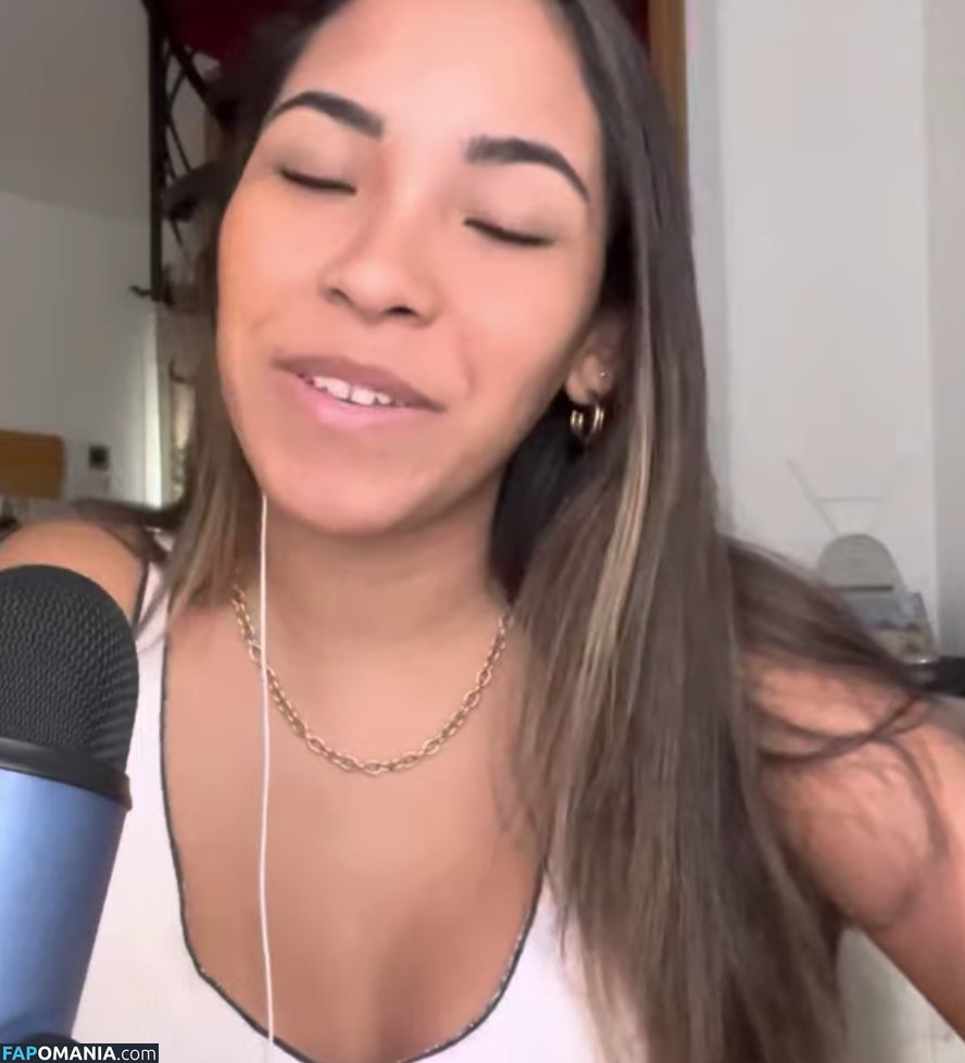 ASMR Adriana / Adriana Verastegui / adriadri / adrianaverastegui_ Desnudo OnlyFans  Foto filtrada #6