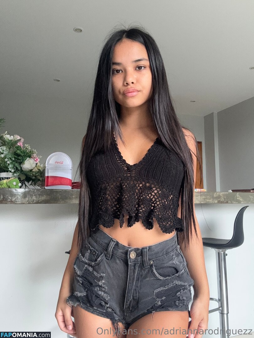 adriannarodrgz / adriannarodriguezz Desnudo OnlyFans  Foto filtrada #11