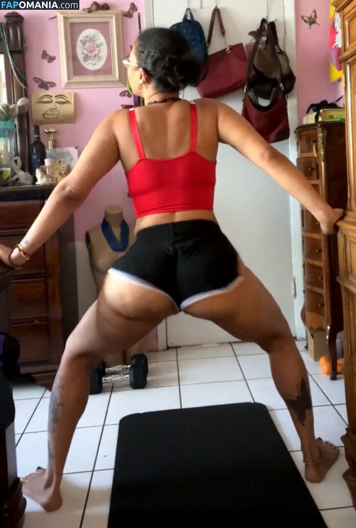 2xthesunshineinc / Afiya Sunshine / AfiyaSunshine / https: / queenafiyasunshine Desnudo OnlyFans  Foto filtrada #6