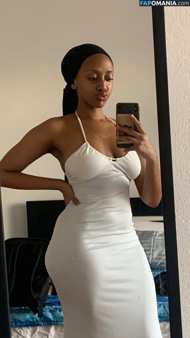 African Booty Meat / curvyandnatural Desnudo OnlyFans  Foto filtrada #1