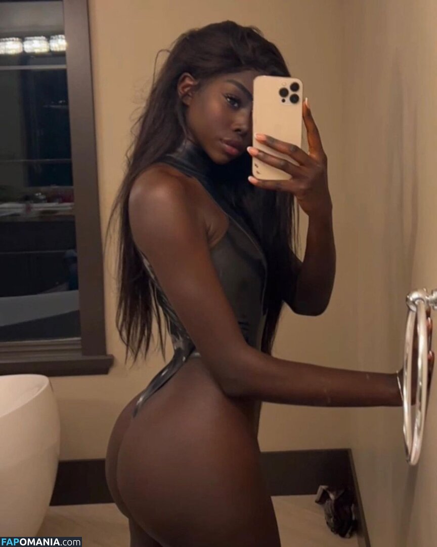 African Booty Meat / curvyandnatural Desnudo OnlyFans  Foto filtrada #2