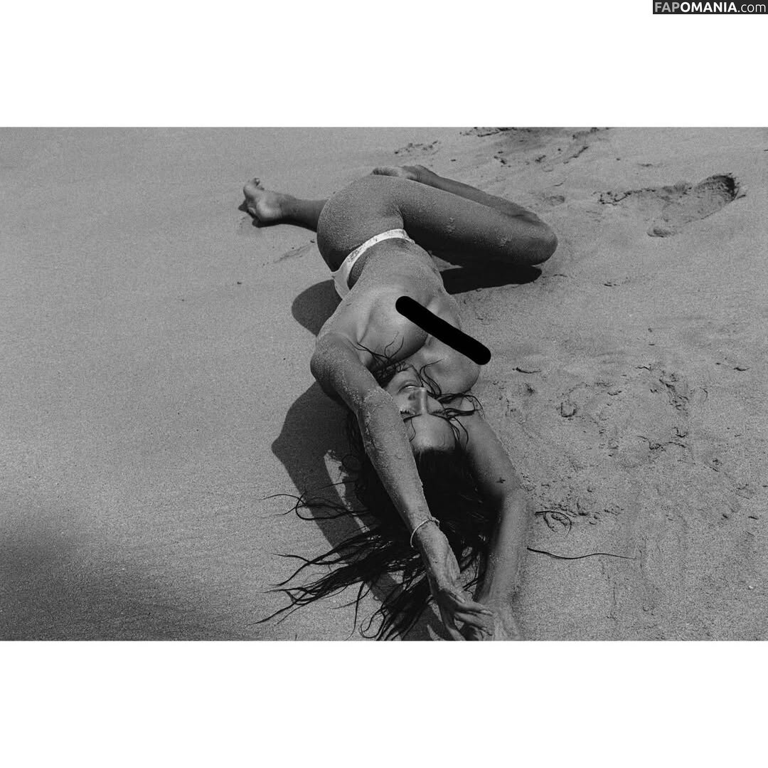Alessandra / Alessandra Ambrosio / aleambrosio / alelovesanja / alessandraambrosio / https: Desnudo OnlyFans  Foto filtrada #1532