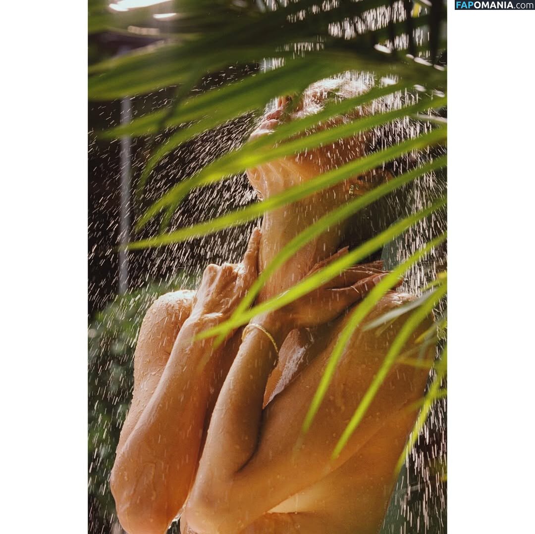 Alessandra / Alessandra Ambrosio / aleambrosio / alelovesanja / alessandraambrosio / https: Desnudo OnlyFans  Foto filtrada #1536