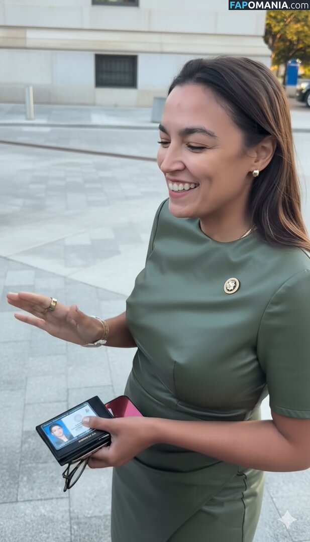AOC / Alexandria Ocasio-Cortez Desnudo OnlyFans  Foto filtrada #173