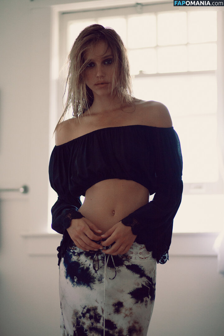 Alexis Ren / alexisren / alexisreng / alexxissren Desnudo OnlyFans  Foto filtrada #929