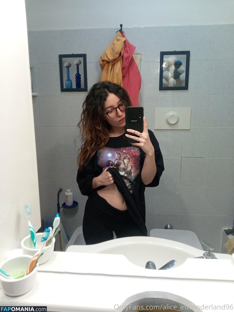 alice_inwonderland96 / aliceinwonderland_96 Desnudo OnlyFans  Foto filtrada #29
