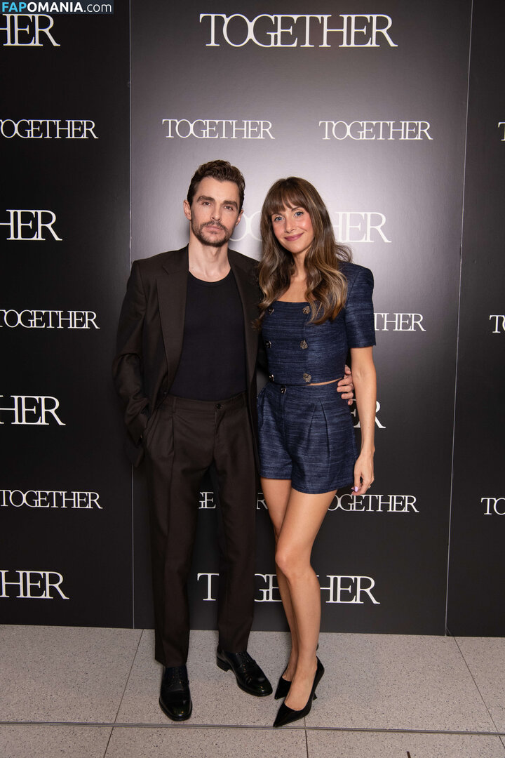 Alison Brie / alisonbrie Desnudo OnlyFans  Foto filtrada #22