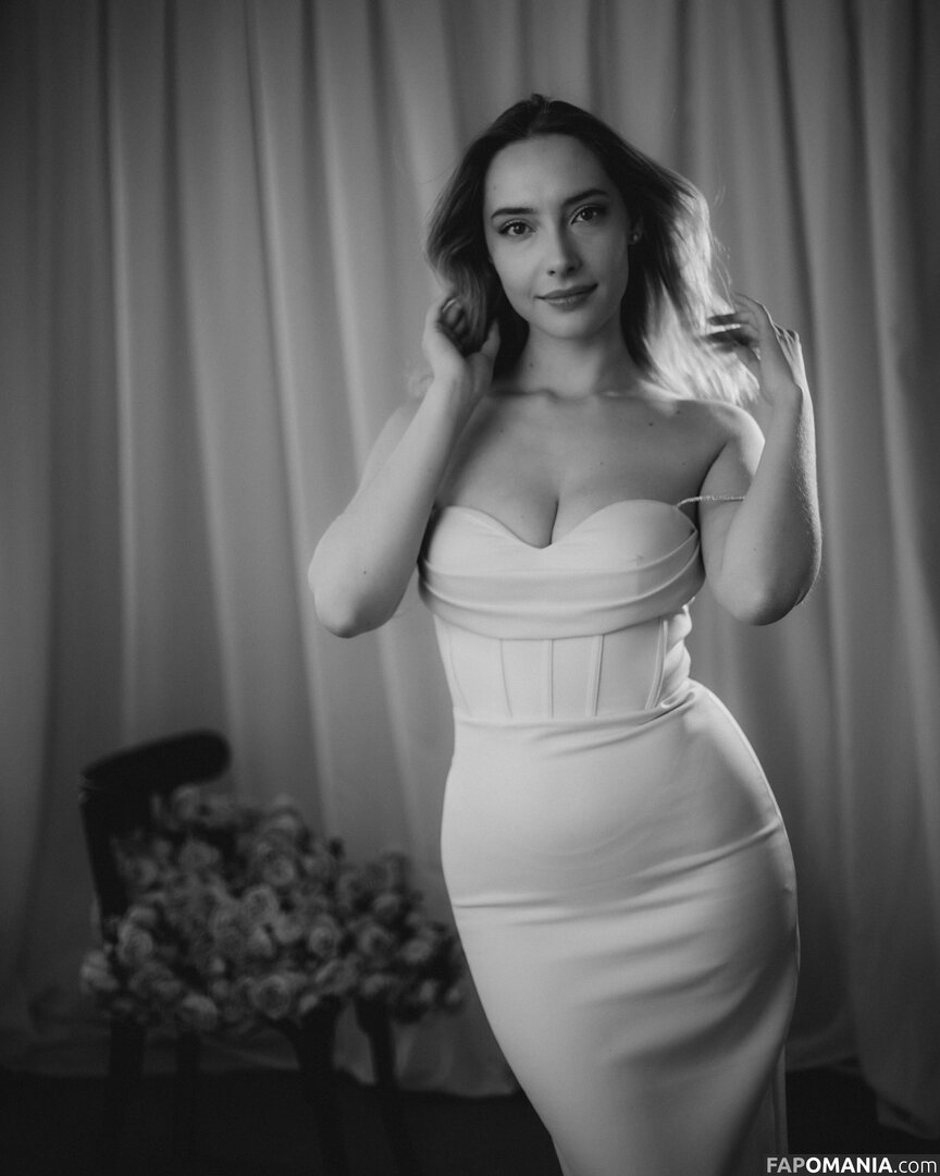 Alissa Strekozova / alissaofficial_ Desnudo OnlyFans  Foto filtrada #6