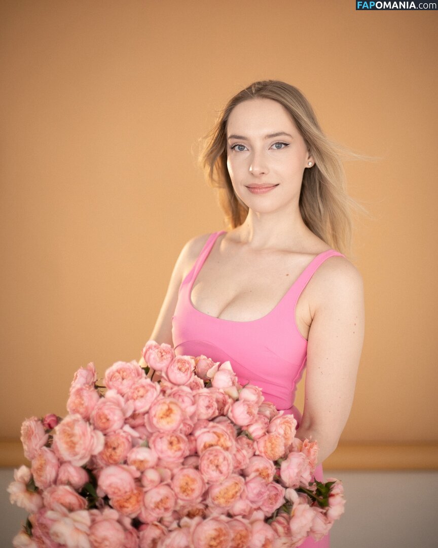Alissa Strekozova / alissaofficial_ Desnudo OnlyFans  Foto filtrada #8