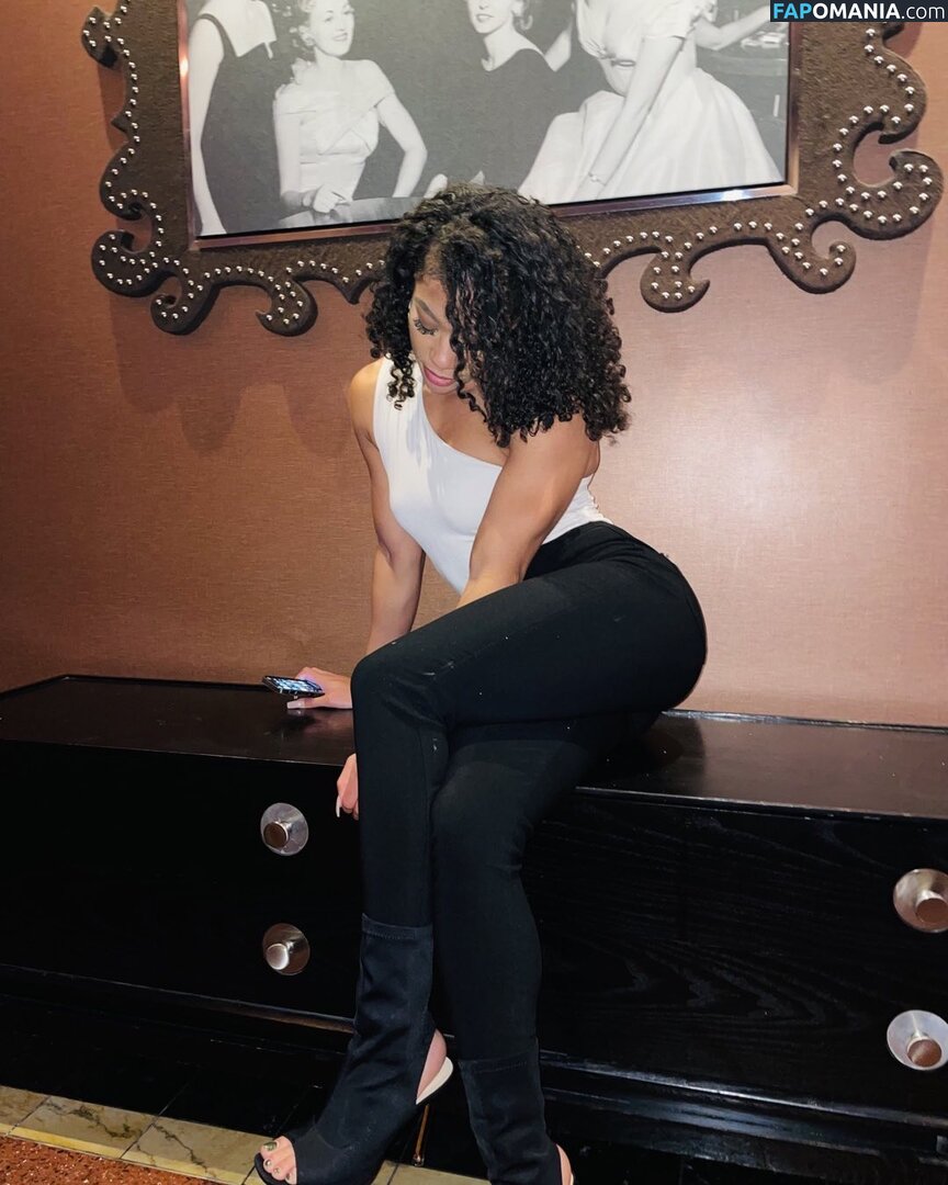 Alycia Baumgardner / alyciabaumgardner Desnudo OnlyFans  Foto filtrada #3