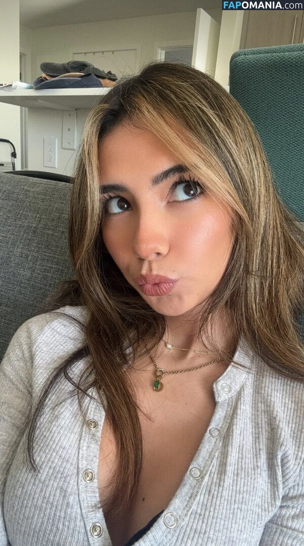 alyssa.sanchez / lousyfaerie Desnudo OnlyFans  Foto filtrada #5