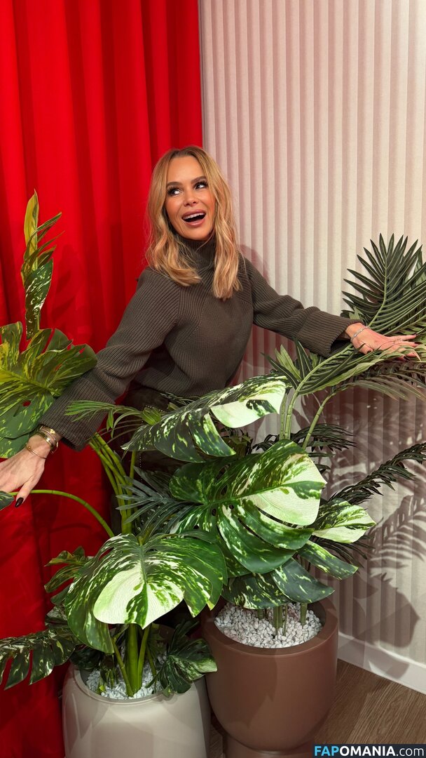Amanda Holden / noholdenback Desnudo OnlyFans  Foto filtrada #1899