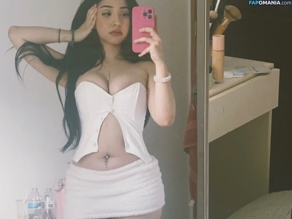 Amateur Latina Lazlye / lazlye Desnudo OnlyFans  Foto filtrada #4