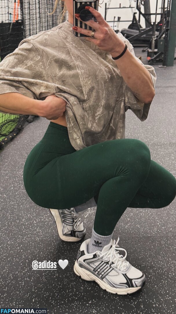 Ana Bruni / anabruni.softball / thesoftballchic Desnudo OnlyFans  Foto filtrada #4