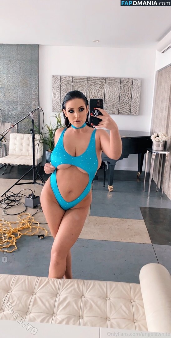 Angela White / angelawhite / angelawhitetv / https: / officialangelawhite / theangelawhite Desnudo OnlyFans  Foto filtrada #397