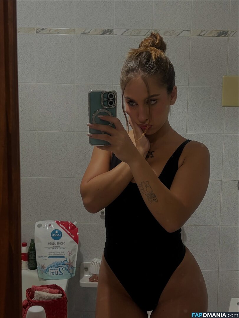 Annalisa Derelitto / itsvlisa Desnudo OnlyFans  Foto filtrada #3