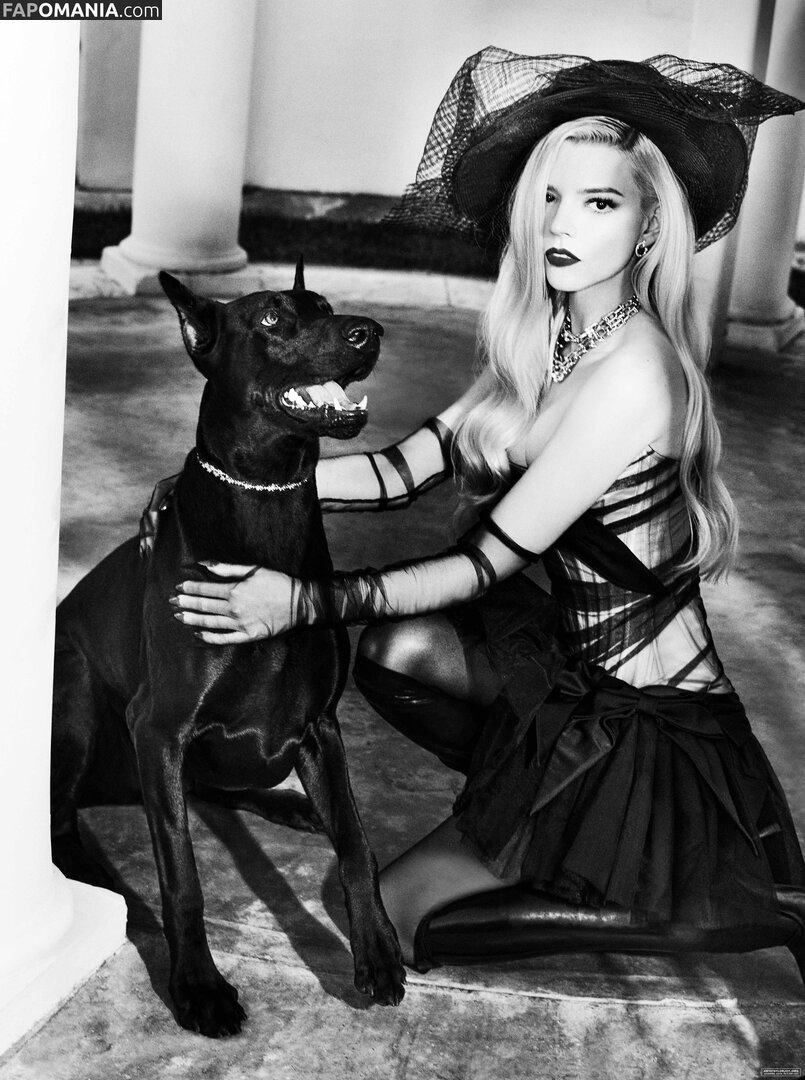 Anya Taylor-Joy / anyataylorjoy / taylorjoyvip Desnudo OnlyFans  Foto filtrada #2131