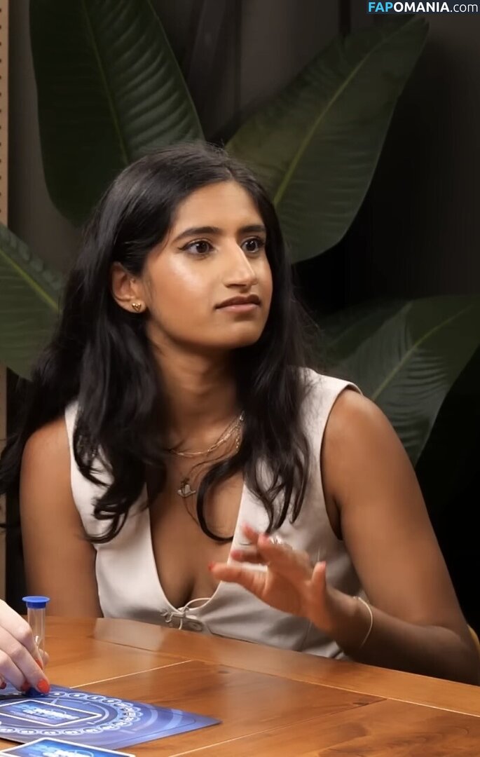 Arasha Lalani / arashalalani / arashalalani_ Desnudo OnlyFans  Foto filtrada #2