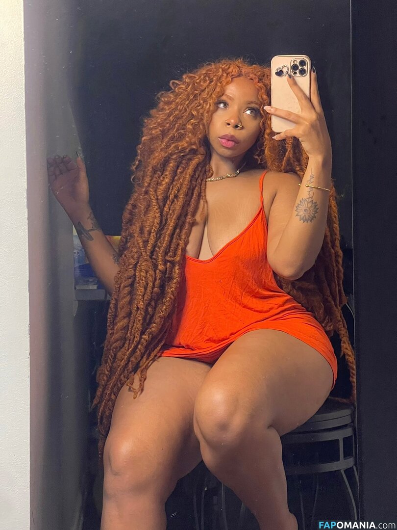 Aria Artizte / Ariaartizte / ariaxxxx Desnudo OnlyFans  Foto filtrada #5