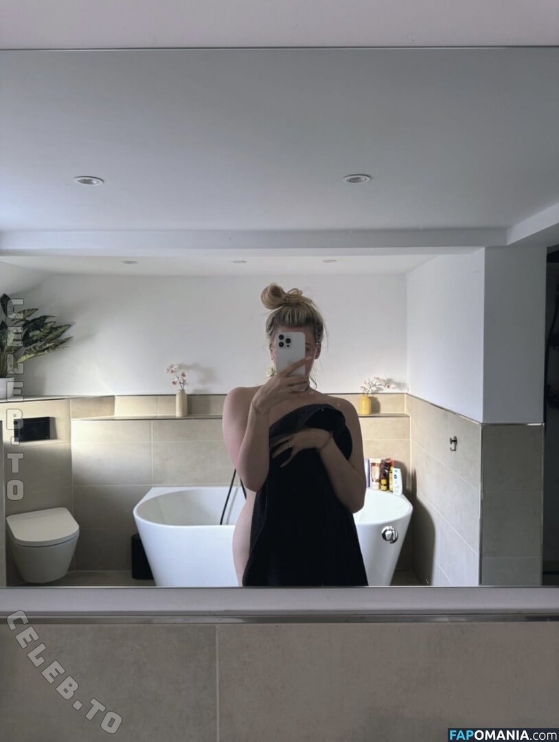 ASMR Janina / ASMRJaninaa / asmrjanina / https: Desnudo OnlyFans  Foto filtrada #31