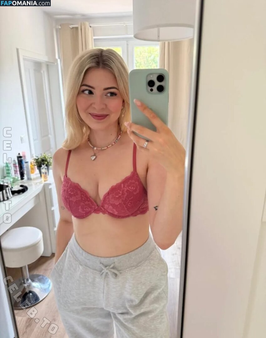 ASMR Janina / ASMRJaninaa / asmrjanina / https: Desnudo OnlyFans  Foto filtrada #47