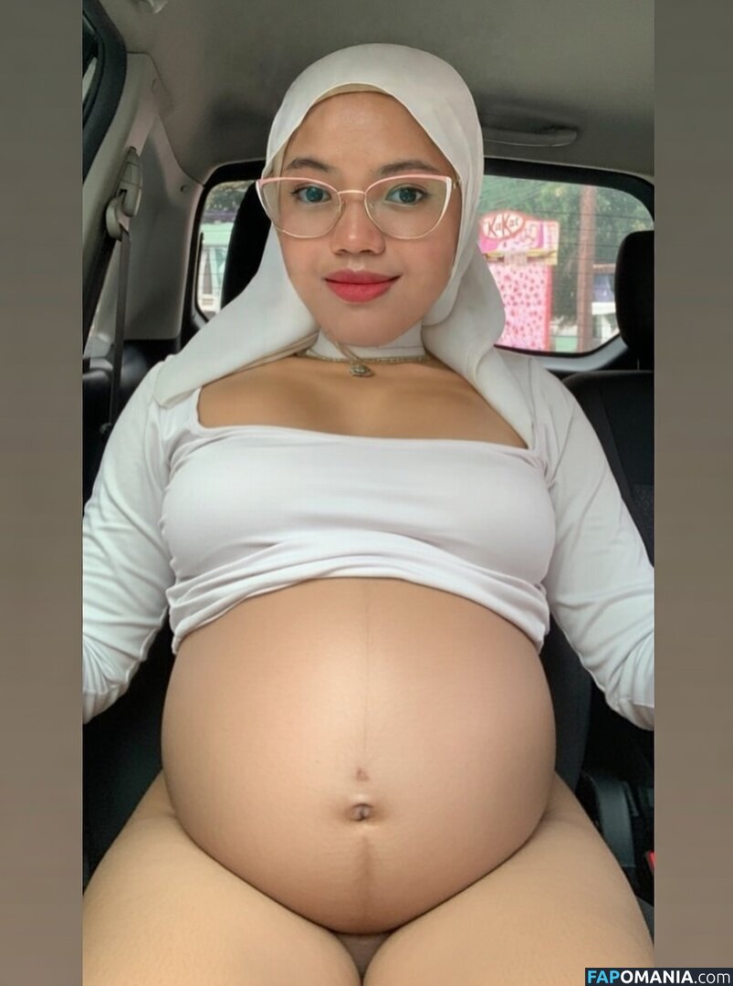 Asyura Nazli / Sukma Asyura Nazli Desnudo OnlyFans  Foto filtrada #14
