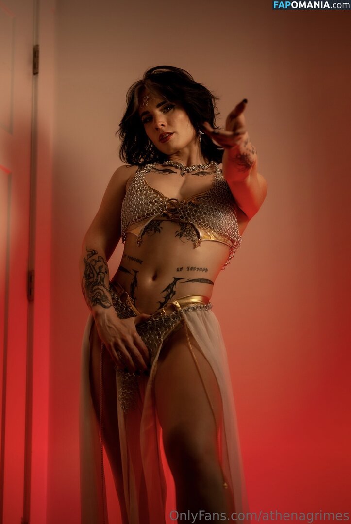 Athena Grimes / athena.cos / pinkemilki Desnudo OnlyFans  Foto filtrada #1